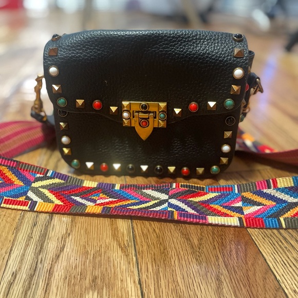 JAZZ ROCKSTUD LEATHER SHOULDER BAG - Picture 3 of 8